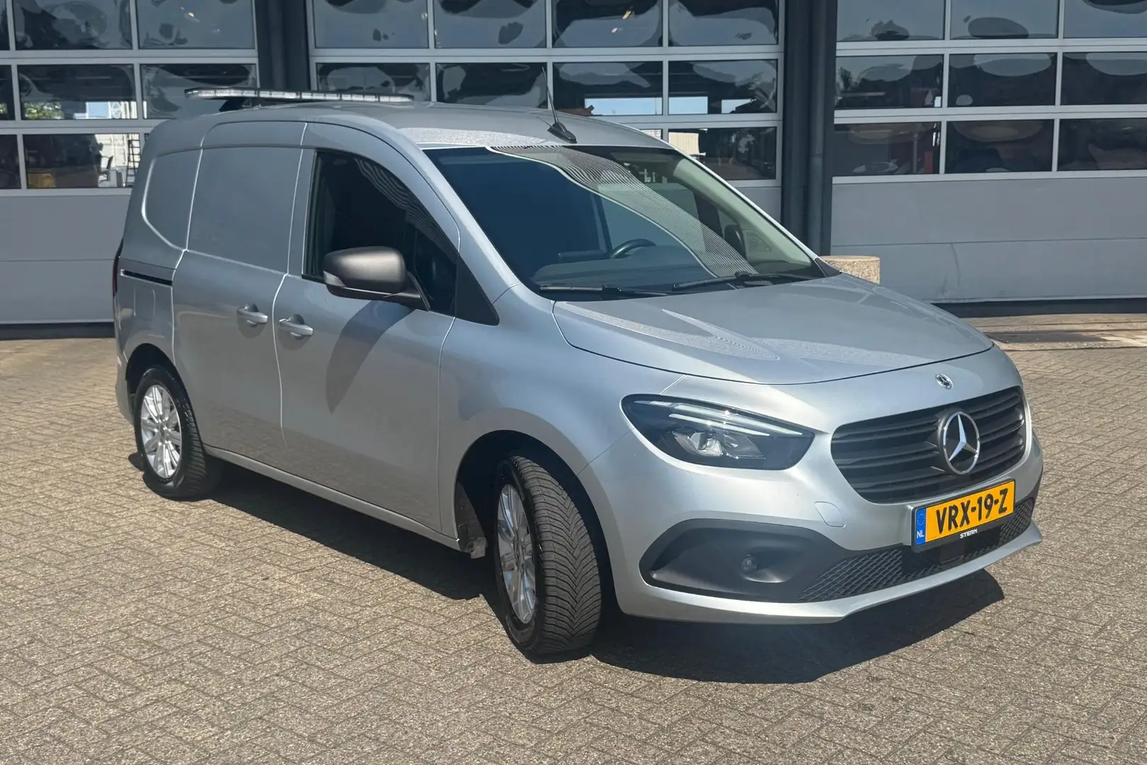 Mercedes-Benz Citan 110 L1 Pro | Trekhaak | LED | Camera | Airco | Nav Zilver - 2