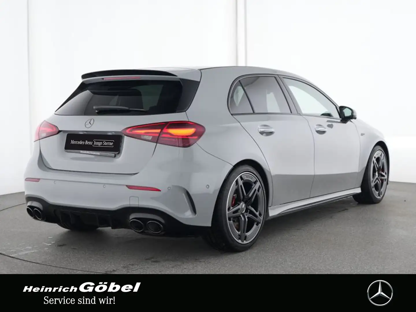 Mercedes-Benz A 45 AMG A 45 S 4M PANO+HUD+360°+MULTIBEAM+DRIVER'SP.+FAP Grau - 2