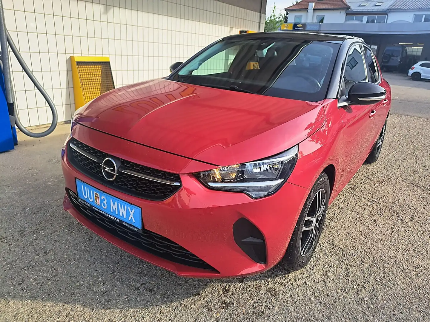 Opel Corsa 1,2 Edition Rot - 2