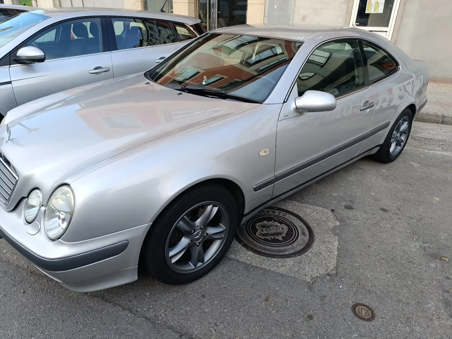 Mercedes-Benz C 200 Elegance Plateado - 1