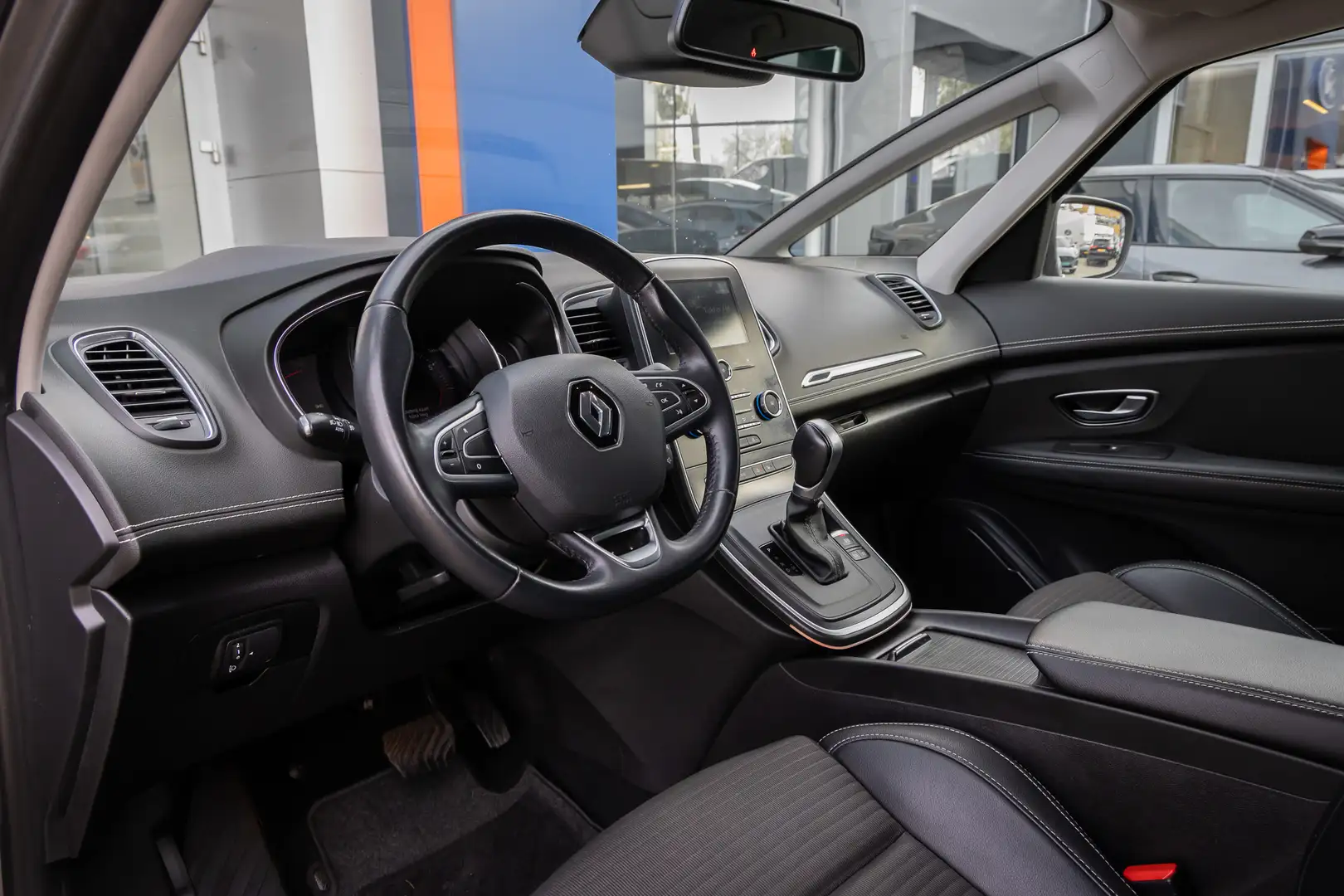 Renault Scenic 1.3 TCe Intens | Trekhaak | Navi | Keyless | Camer Grijs - 2