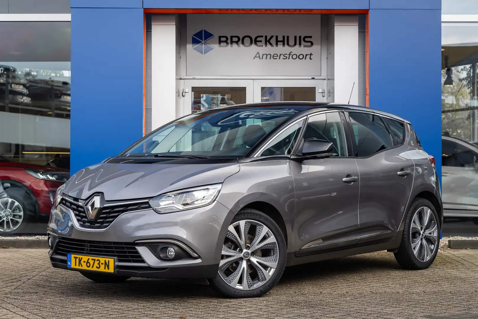 Renault Scenic 1.3 TCe Intens | Trekhaak | Navi | Keyless | Camer Grijs - 1