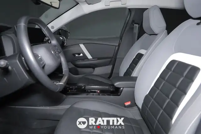 Citroen C4 X view 5