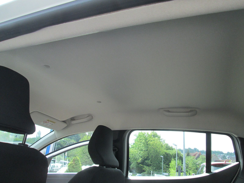 Dacia Sandero III Essential — photo 12