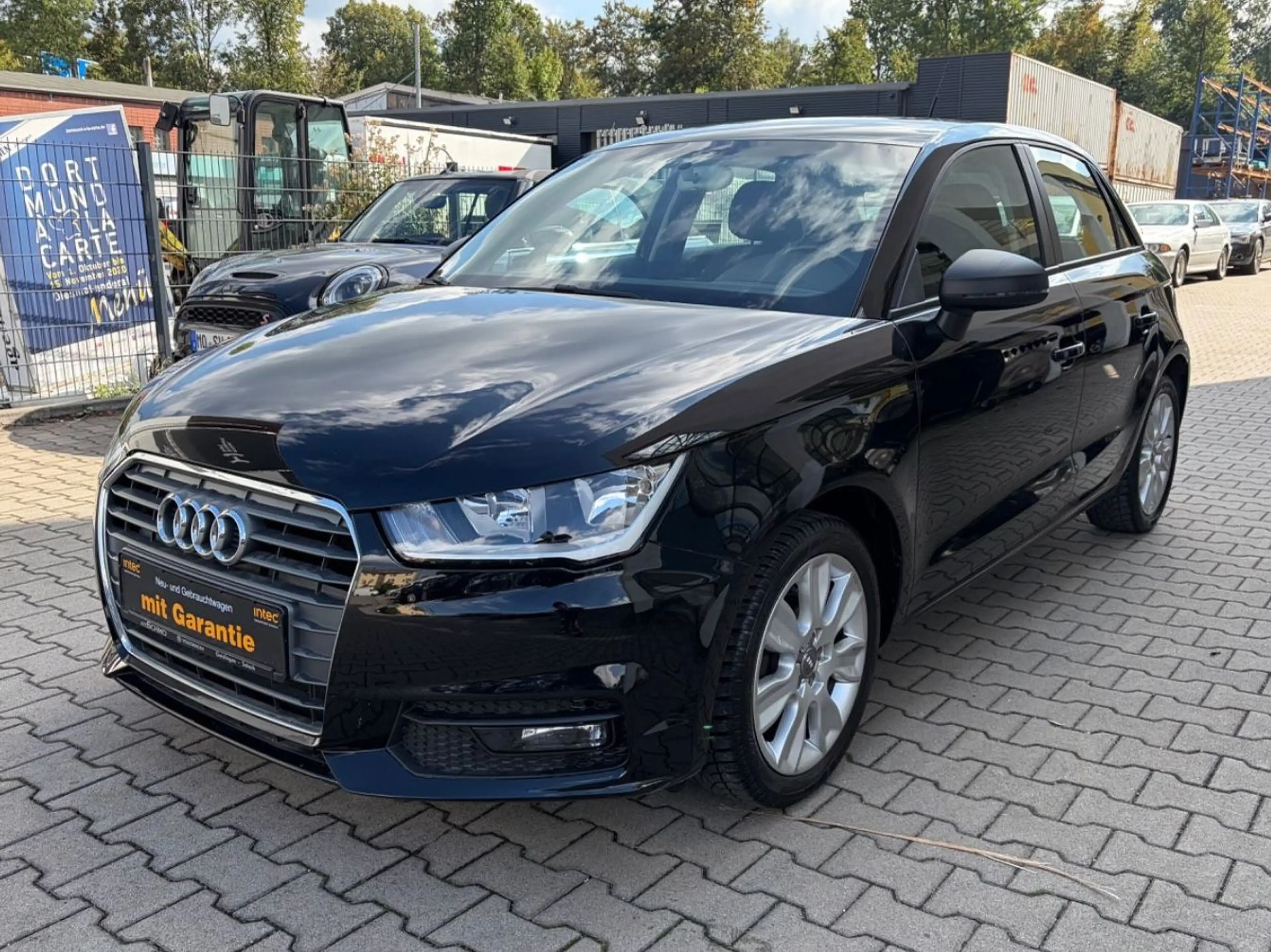 Audi A1 Sportback Sport Navi LMRäder Klima Multifunkn — photo 3