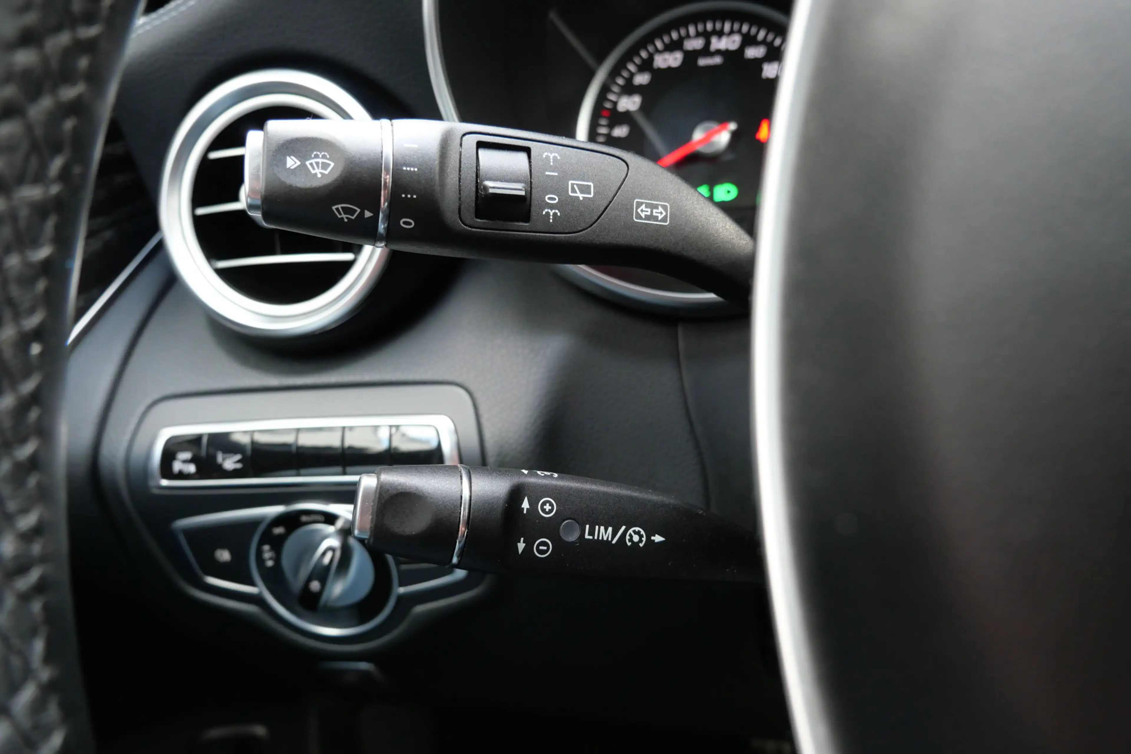 Mercedes-Benz GLC 250 4MATIC Edition 1 | Carplay | Trekhaak | Burmester — photo 14