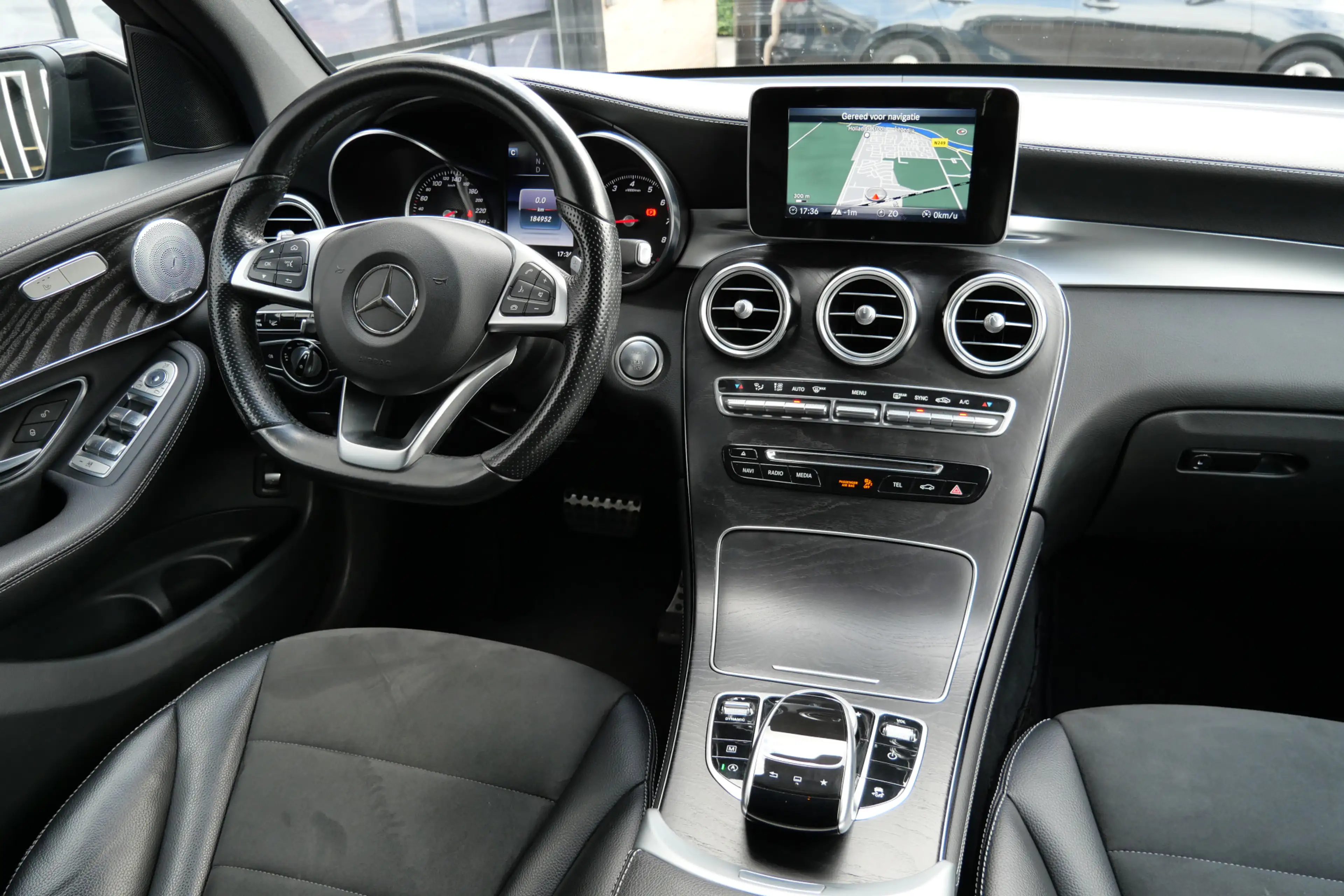 Mercedes-Benz GLC 250 4MATIC Edition 1 | Carplay | Trekhaak | Burmester — photo 5