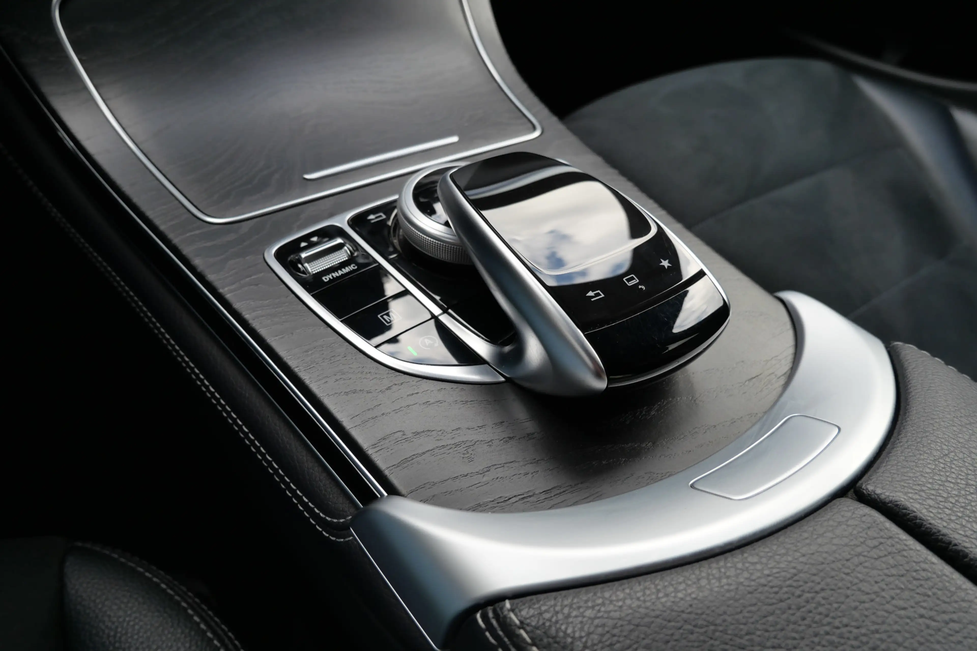 Mercedes-Benz GLC 250 4MATIC Edition 1 | Carplay | Trekhaak | Burmester — photo 7