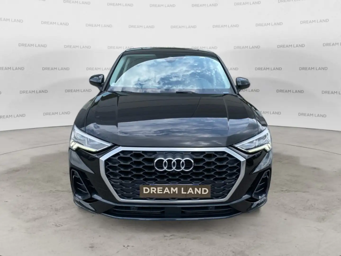 Audi Q3 SPB 35 TFSI S tronic Business Plus Schwarz - 2