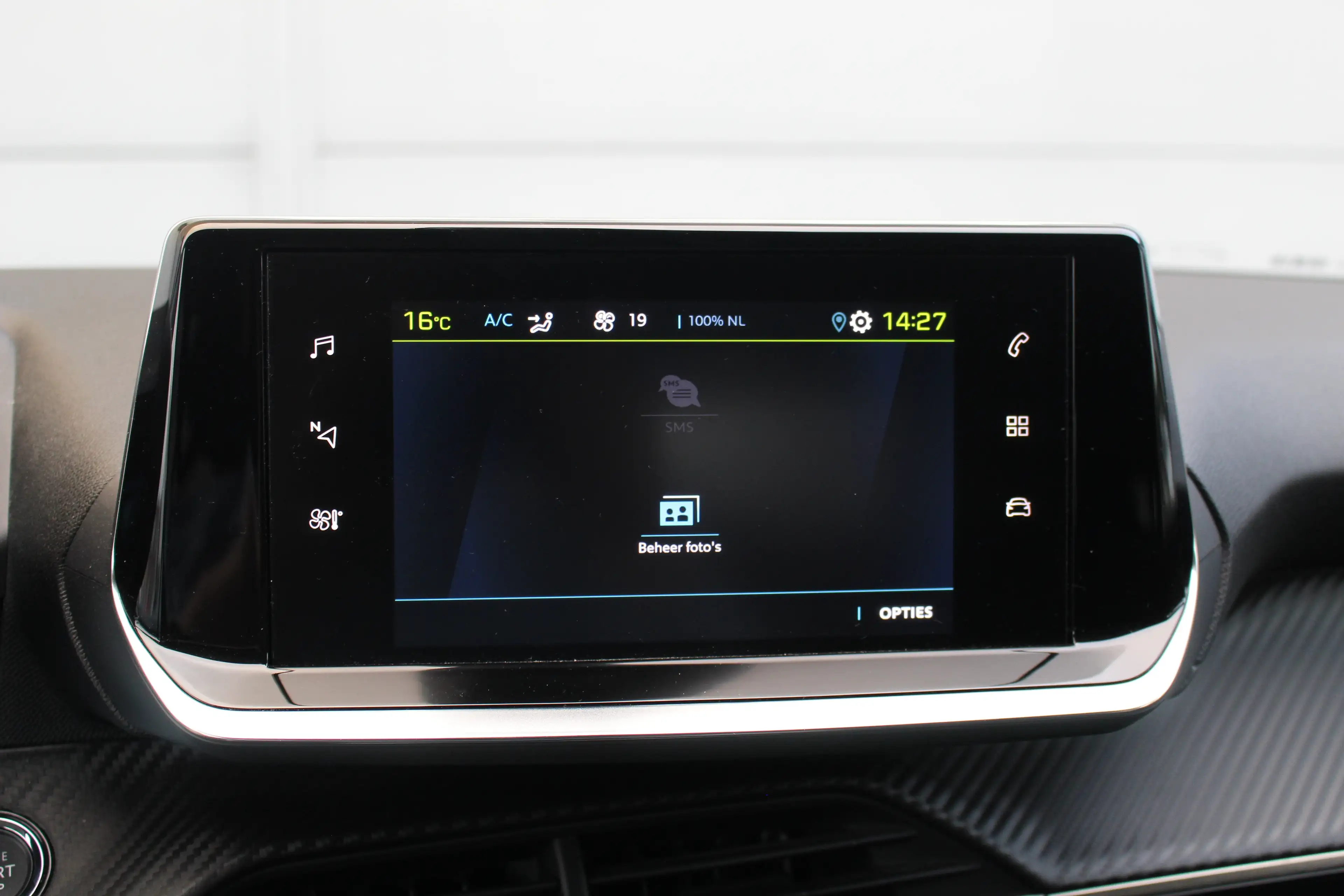 Peugeot e-208 EV Allure Pack 50 kWh — photo 25