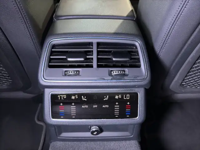 Audi A6 view 16