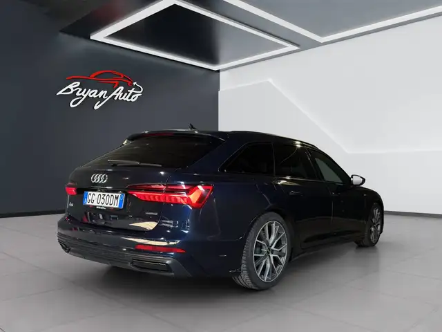 Audi A6 view 5