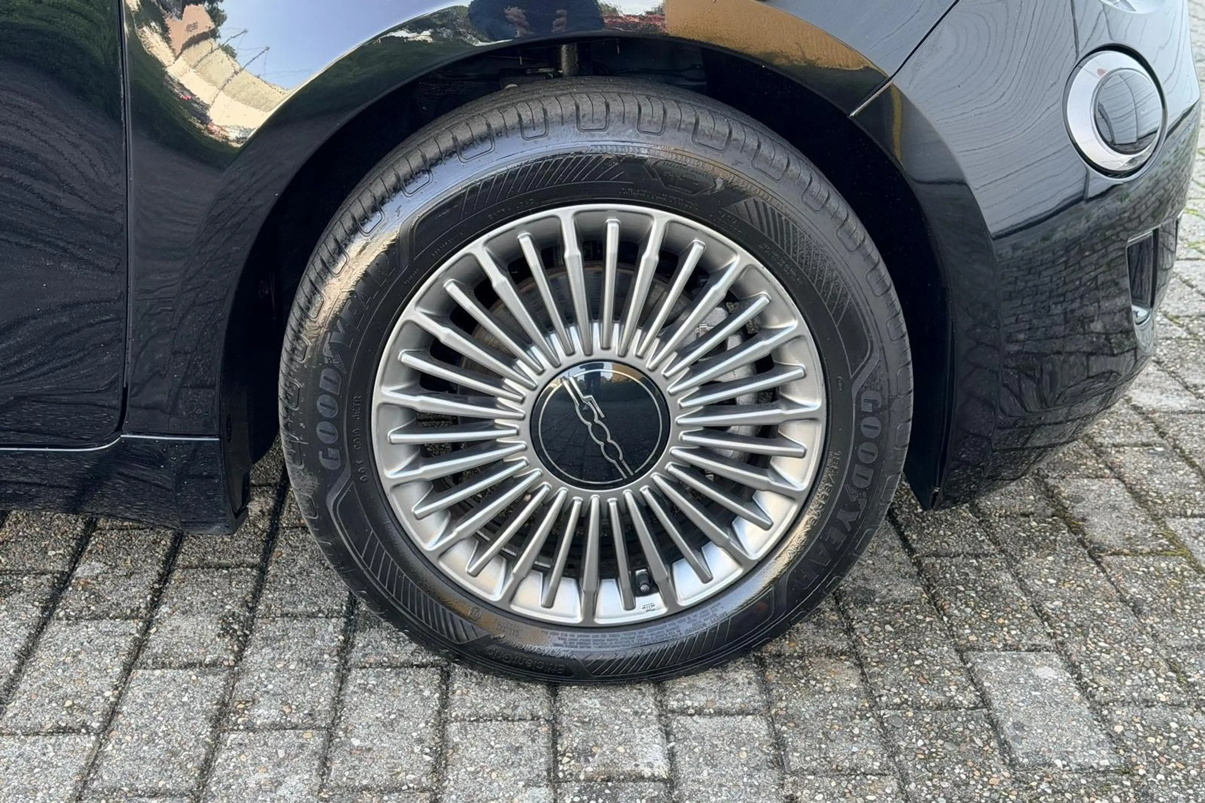 Fiat 500e Icon 42 kWh | SOH 95,2%| Navigatie via App | Clima — photo 5