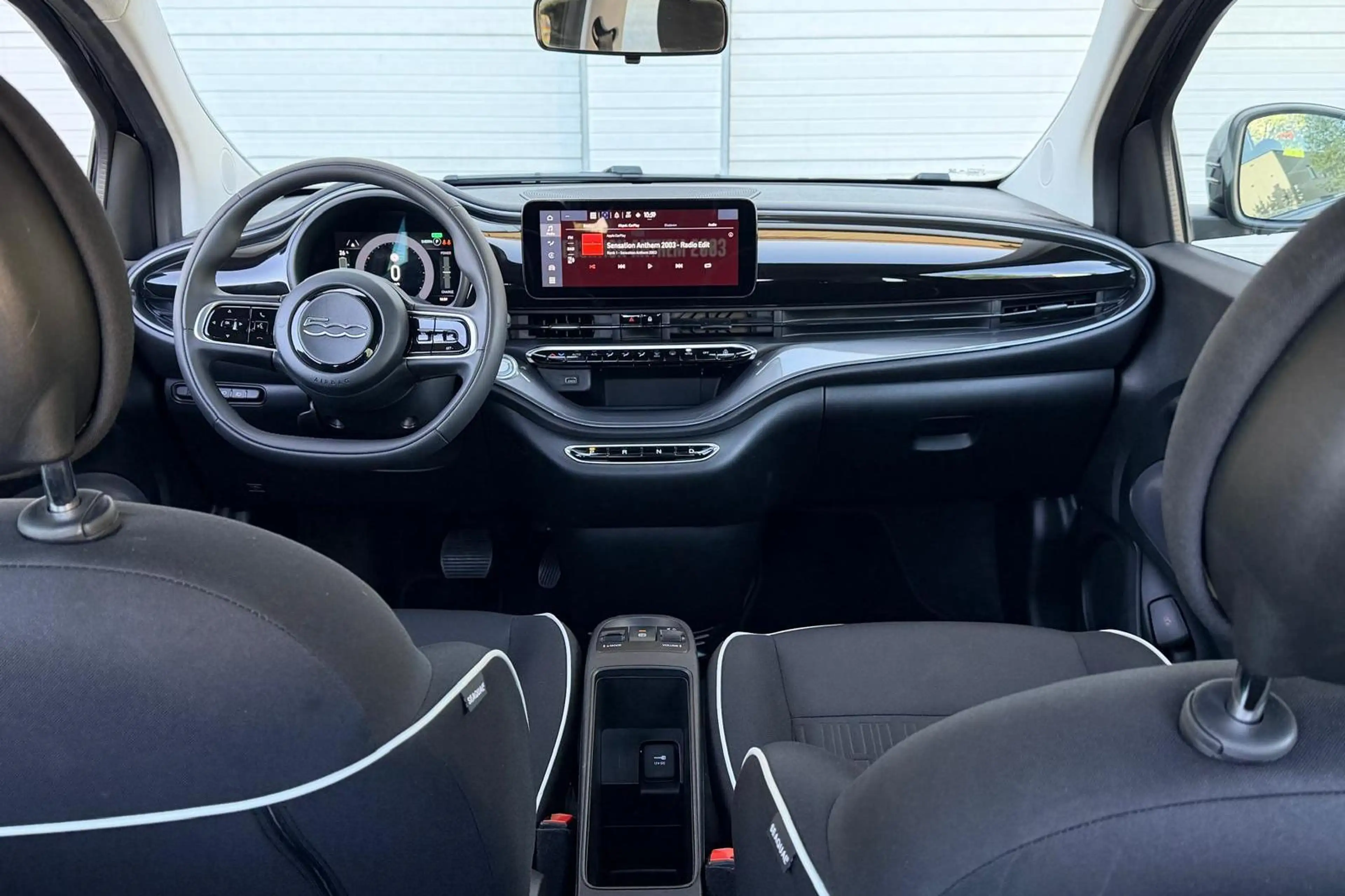 Fiat 500e Icon 42 kWh | SOH 95,2%| Navigatie via App | Clima — photo 3