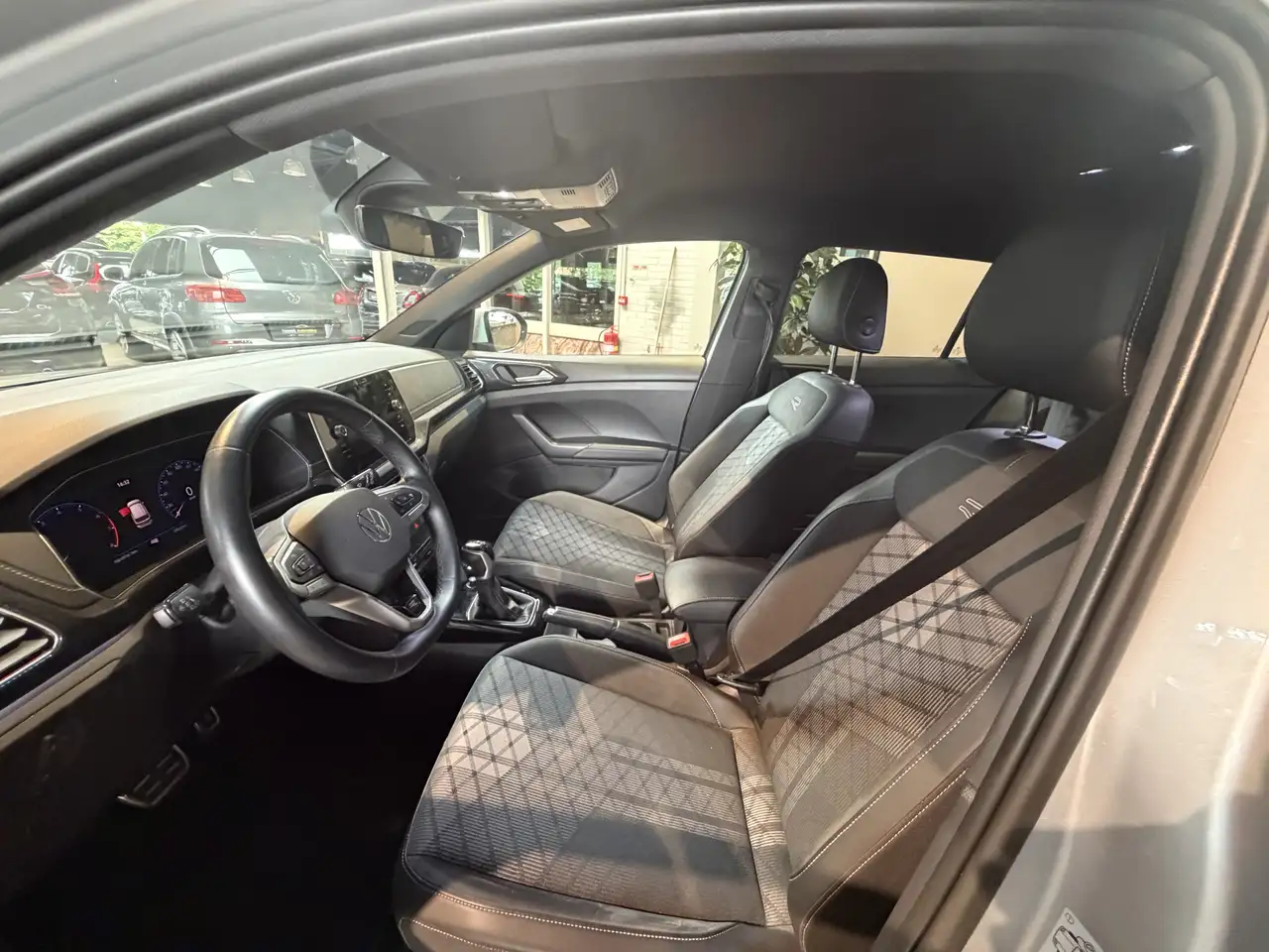 Volkswagen T-Cross 1.0 TSI R-Line Business AUTOMAAT DSG, миниатюра 23