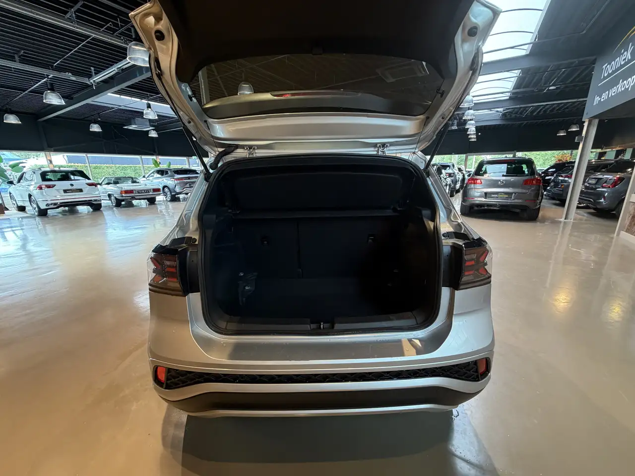 Volkswagen T-Cross 1.0 TSI R-Line Business AUTOMAAT DSG, миниатюра 16