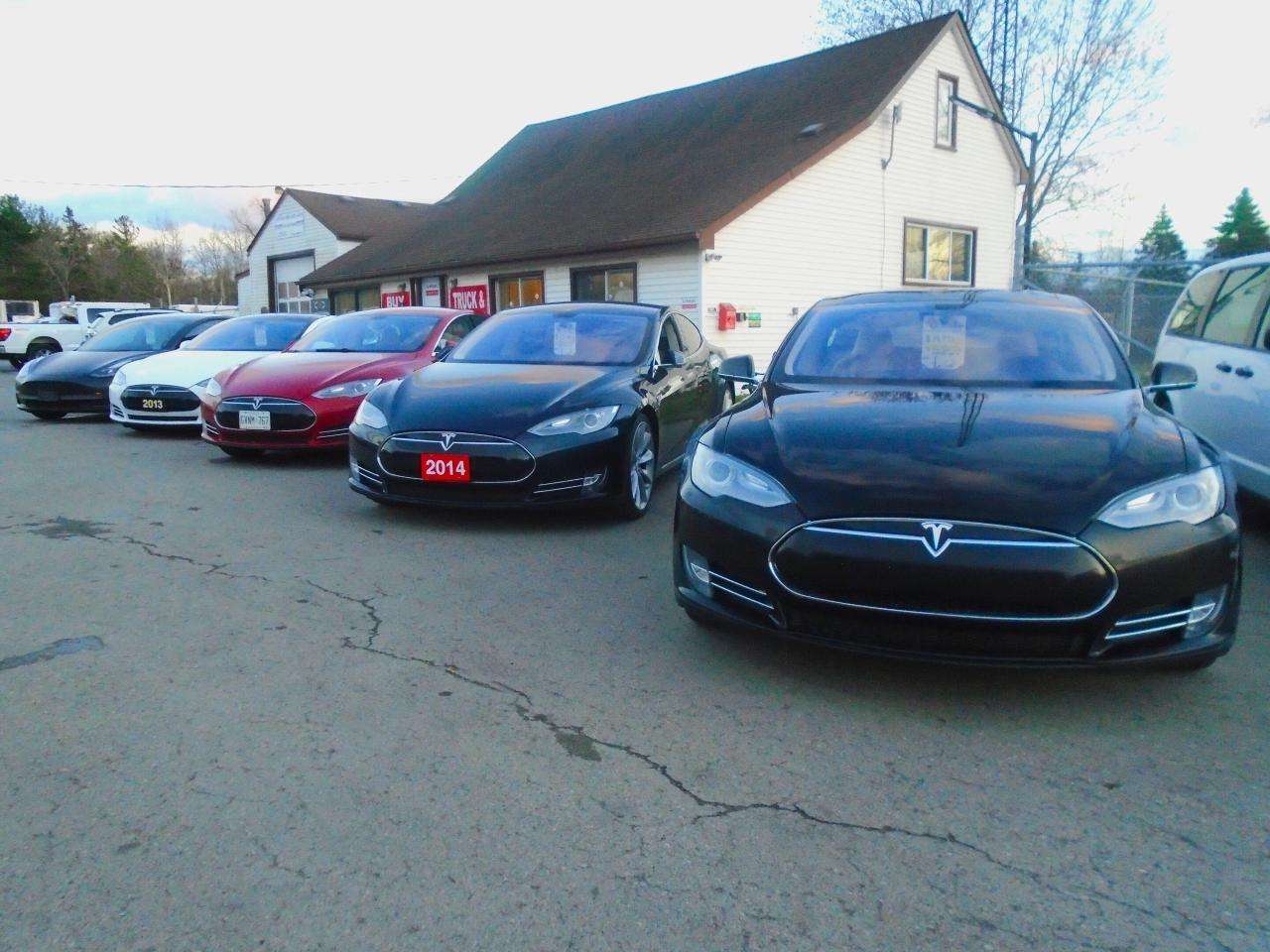 2014 Tesla Model S 4dr Sdn Performance P85+ Full Charge 391 km alt 2