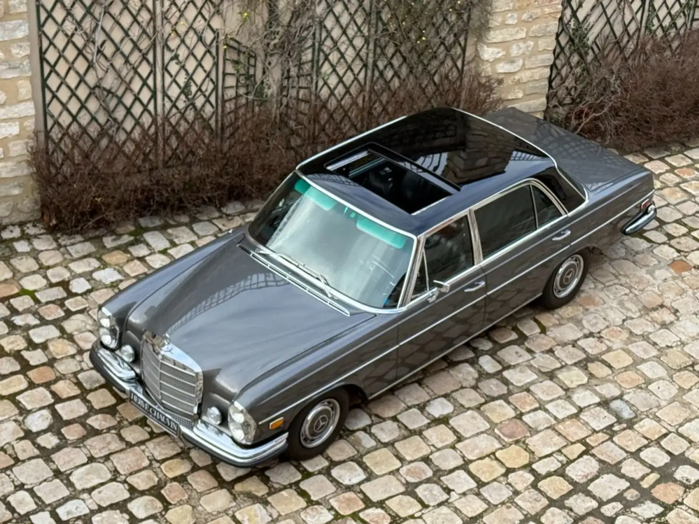 Mercedes-Benz 300 SEL Exceptionnelle Gris - 2
