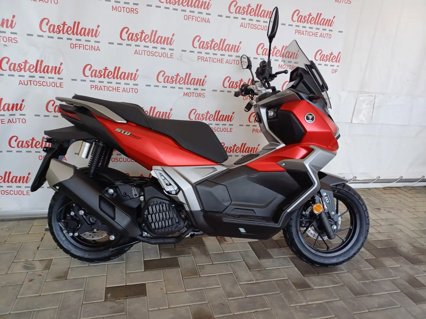 Voge VOGE SFIDA SR1 125 LC ADV METALLIC RED Rosso - 1