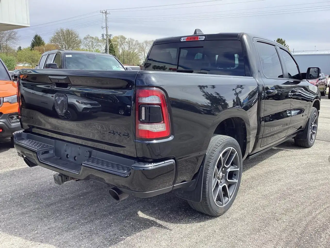 RAM 1500 снимка RAM 1500