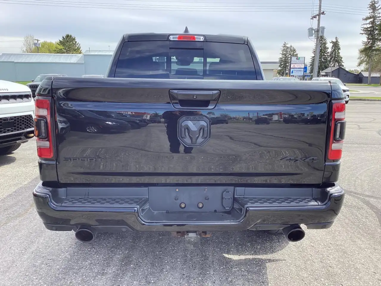 RAM 1500 снимка RAM 1500
