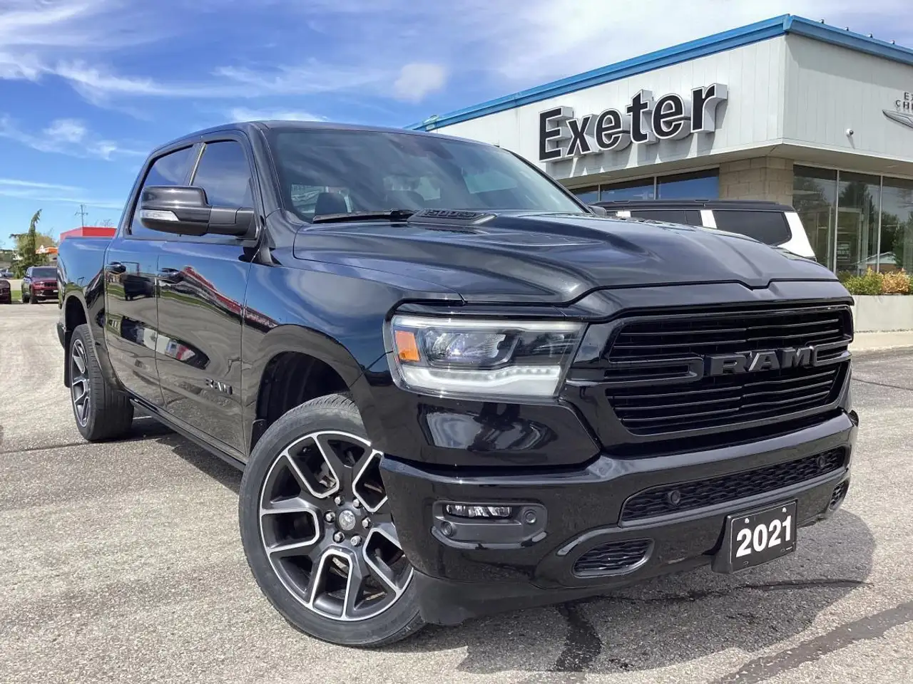 RAM 1500 снимка RAM 1500