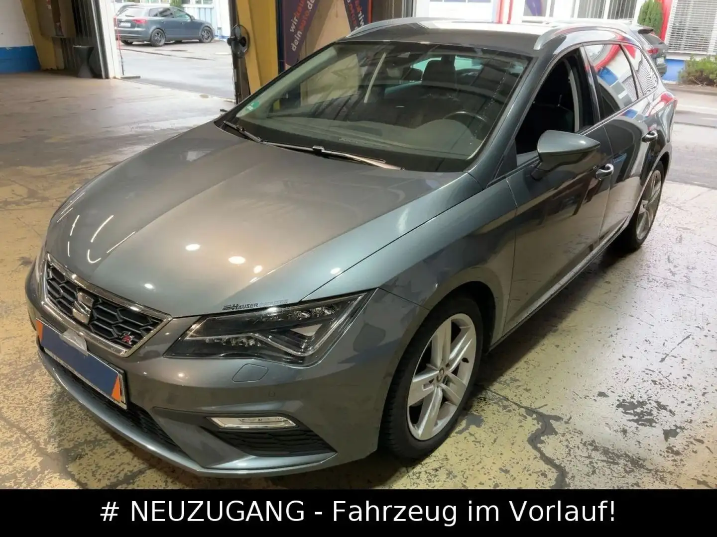 SEAT Leon 2.0 TDI FR DSG*NAVI*RFK*SHZ*PDC*2HD Grigio - 1
