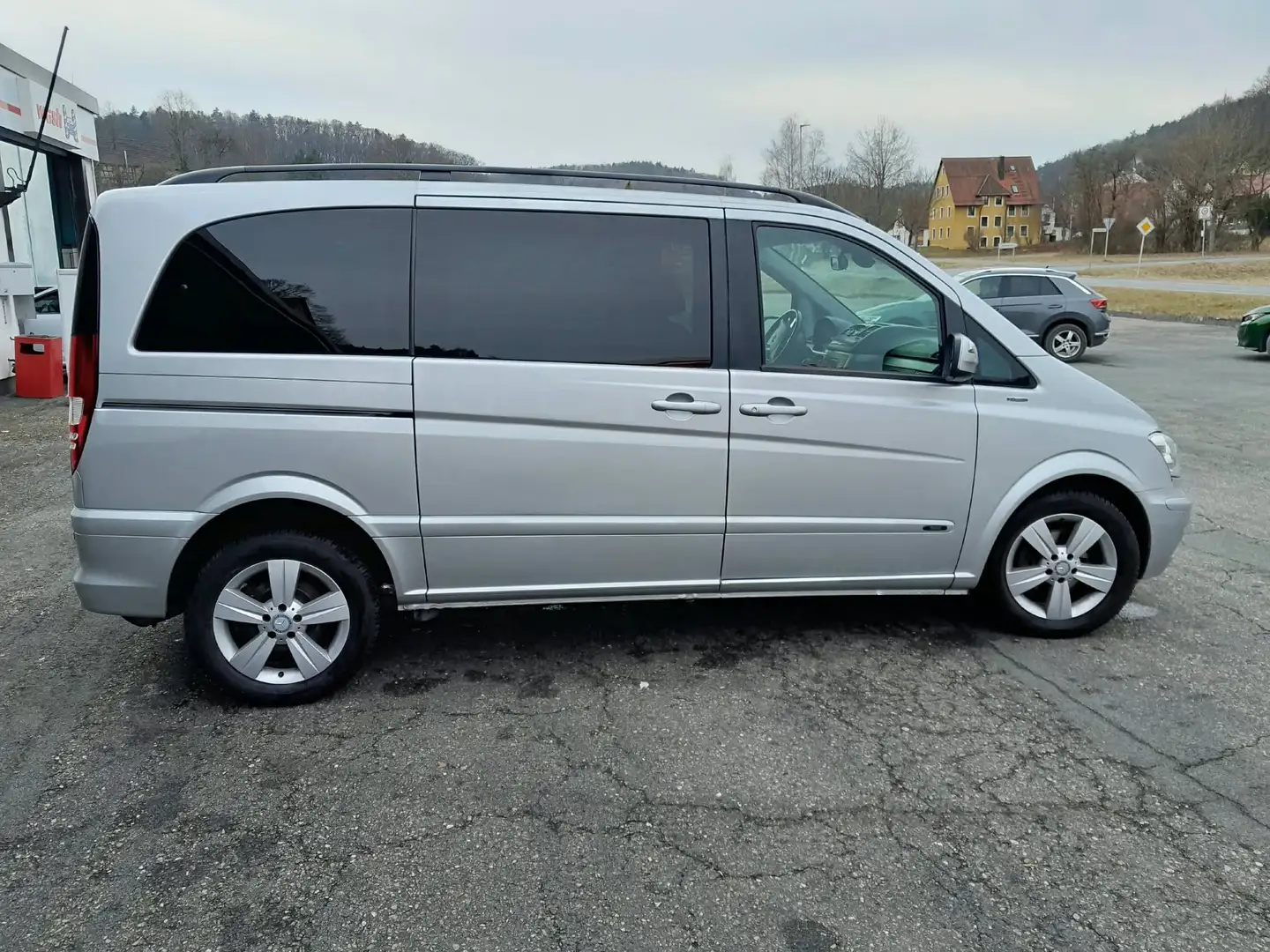 Mercedes-Benz Viano Viano 2.2CDI Trend Compacto Aut. Matricula Alemana Plateado - 1