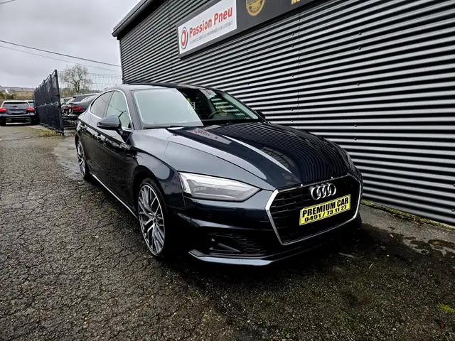 Audi A5 view 4