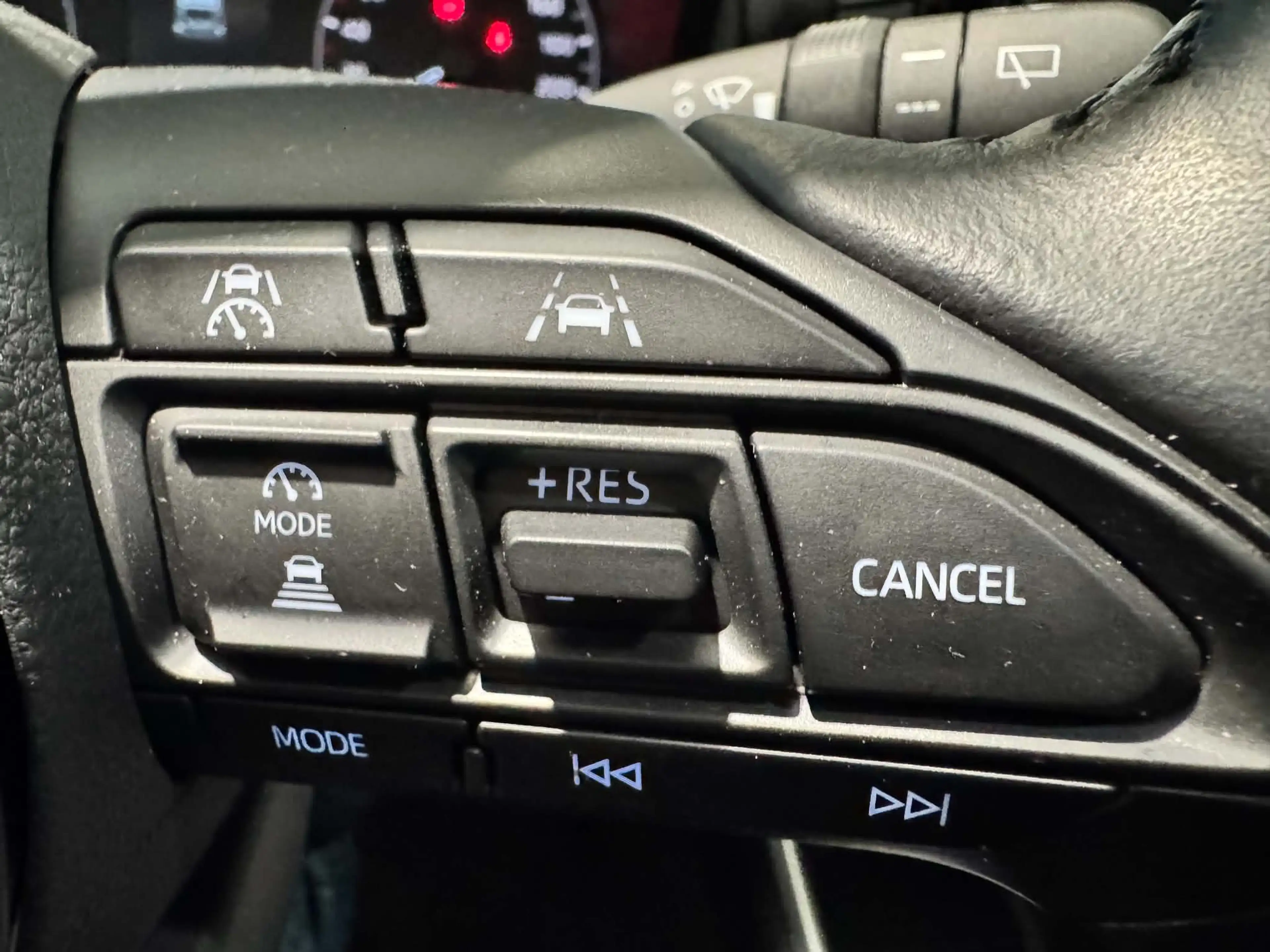 Mazda 2 2 Hybrid 1.5i VVT-i E-CVT Exclusive-Line Exclusive-Line — photo 6