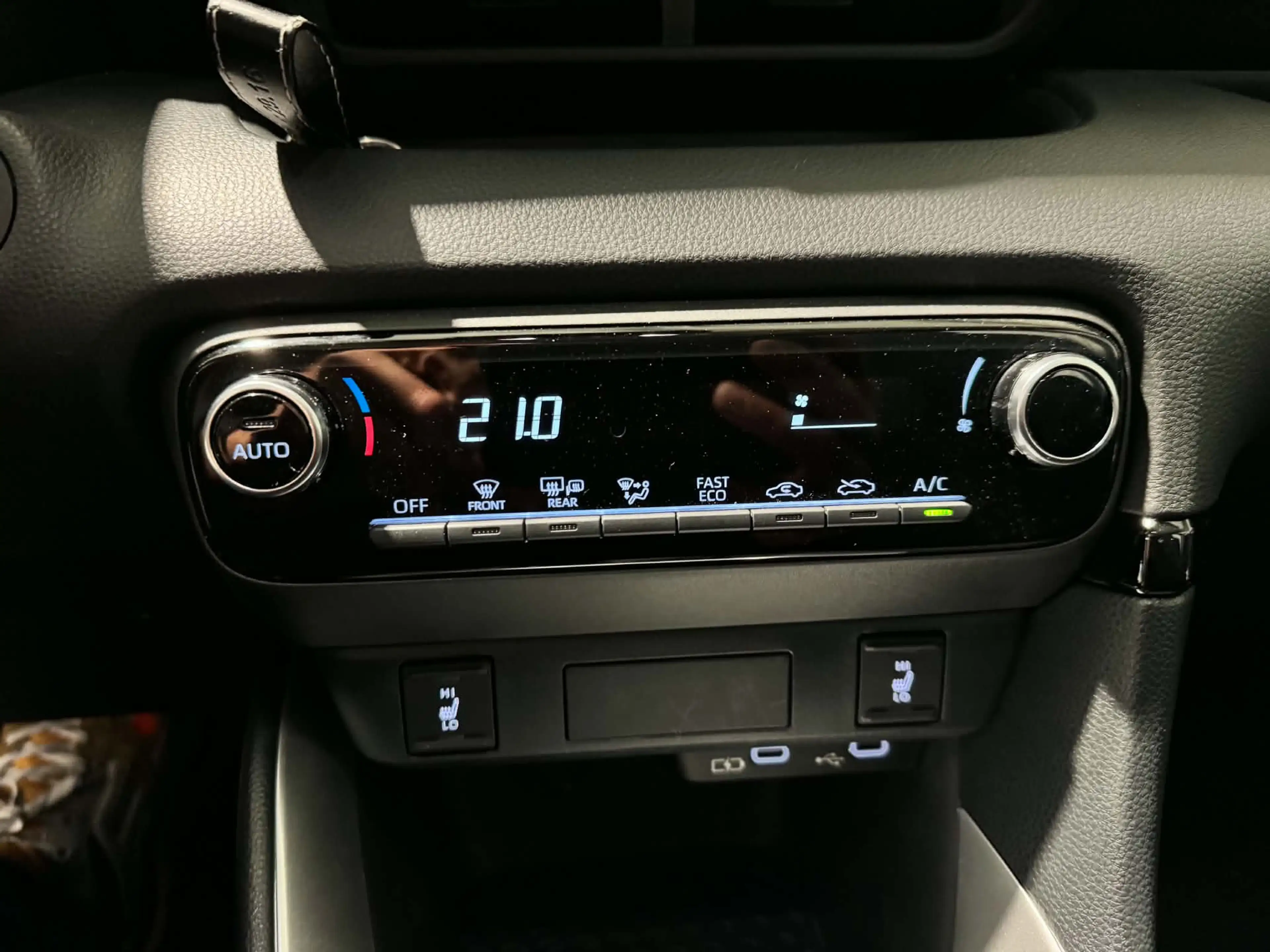 Mazda 2 2 Hybrid 1.5i VVT-i E-CVT Exclusive-Line Exclusive-Line — photo 15