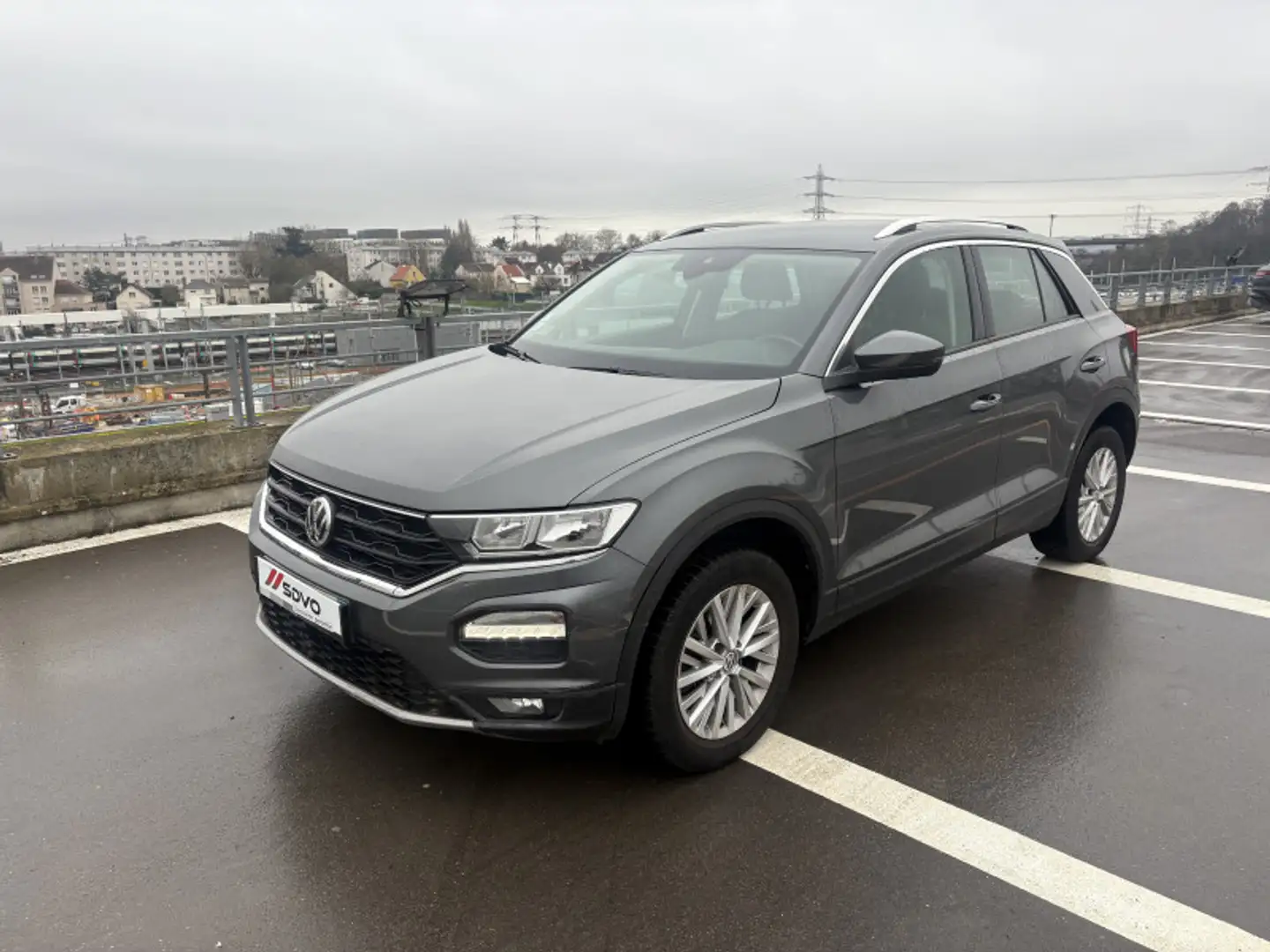 Volkswagen T-Roc 1.6 TDI 115CH LOUNGE BUSINESS EURO6D-T Gris - 1