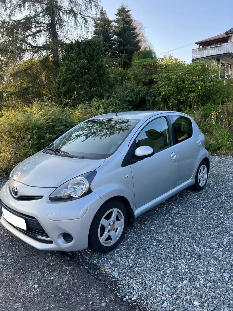 Toyota Aygo Aygo 1.0i VVT-i Plus Argent - 1
