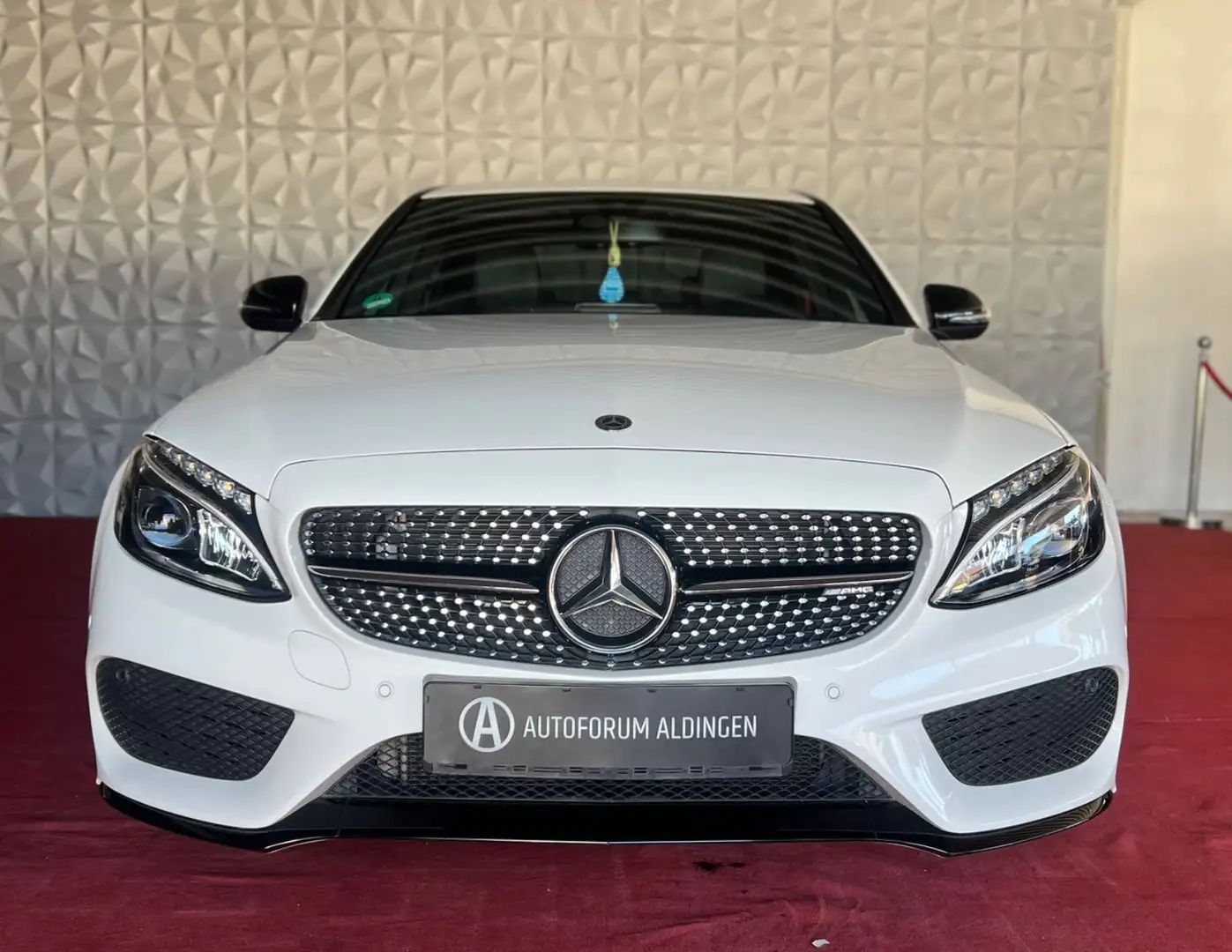 Mercedes-Benz C 43 AMG 4MATIC/BURMESTER/AMG Weiß - 2