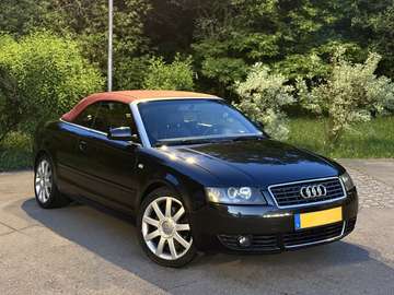 Cabrio 2.5 TDI Automatique / 1st Owner / **Full**