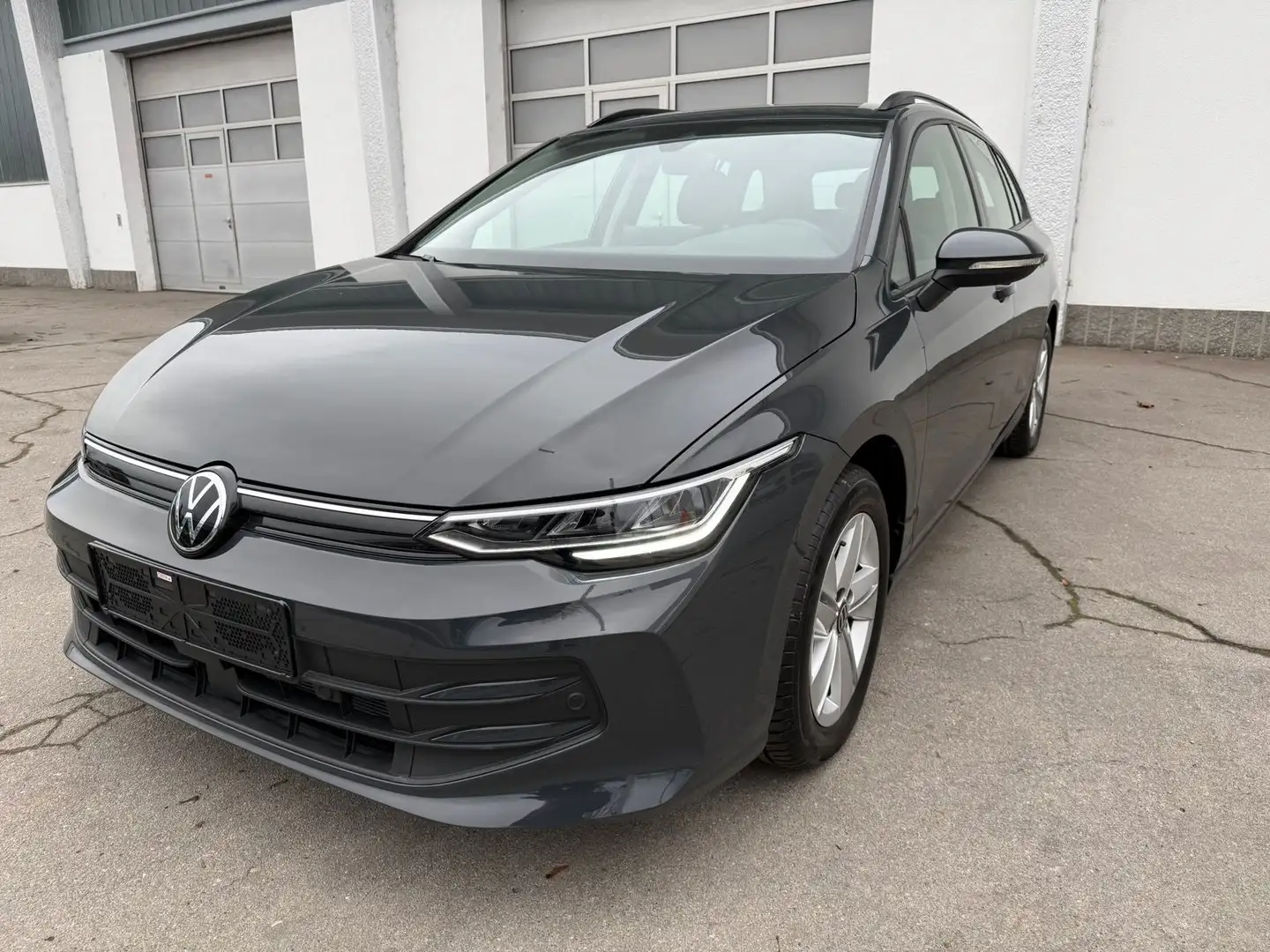 Volkswagen Golf Variant Life mHeV TSI DSG Grau - 1