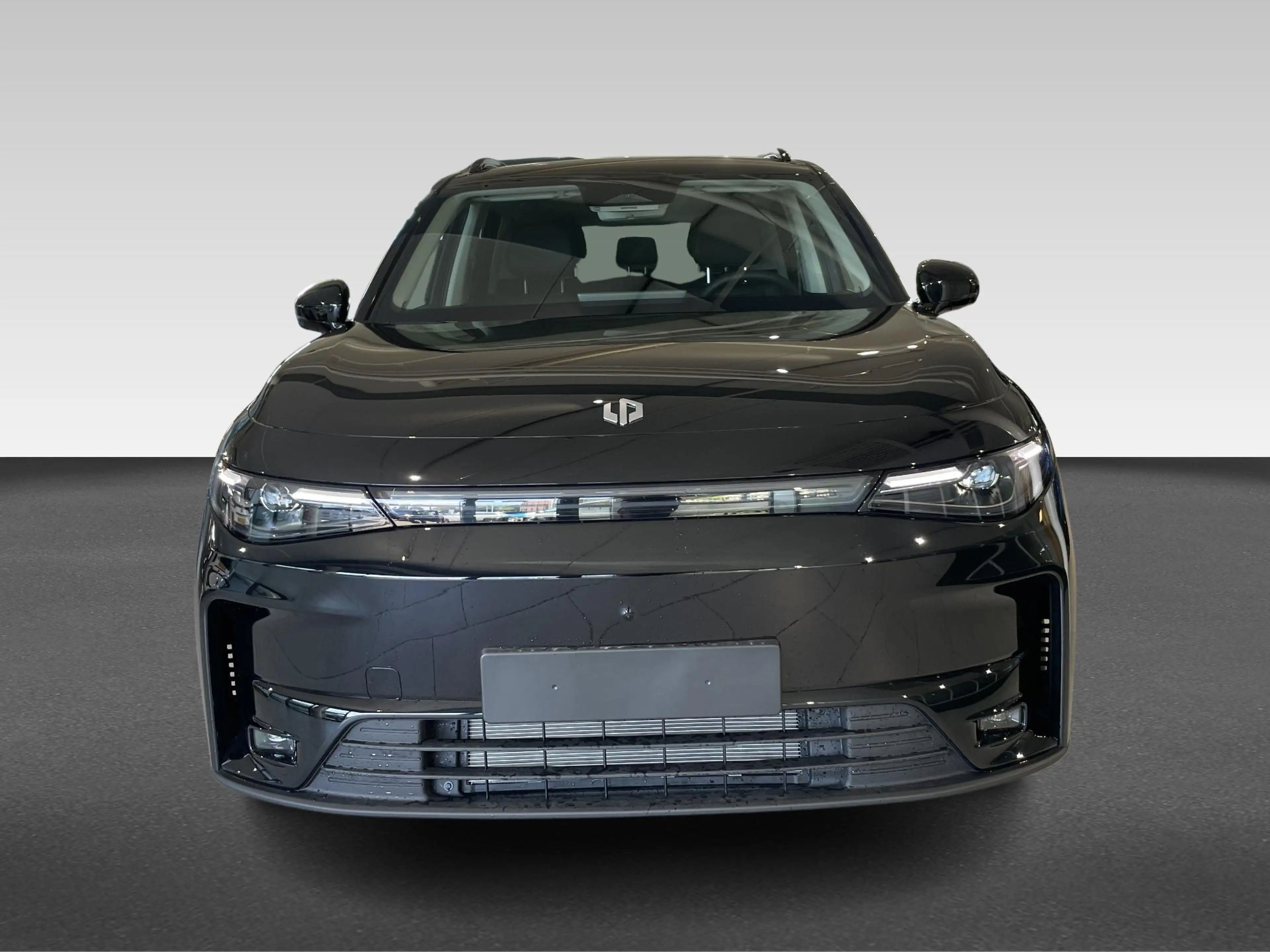 Leapmotor C10 Design REEV 28.4 kWh | Armsteun voor | Elektrisch — photo 7