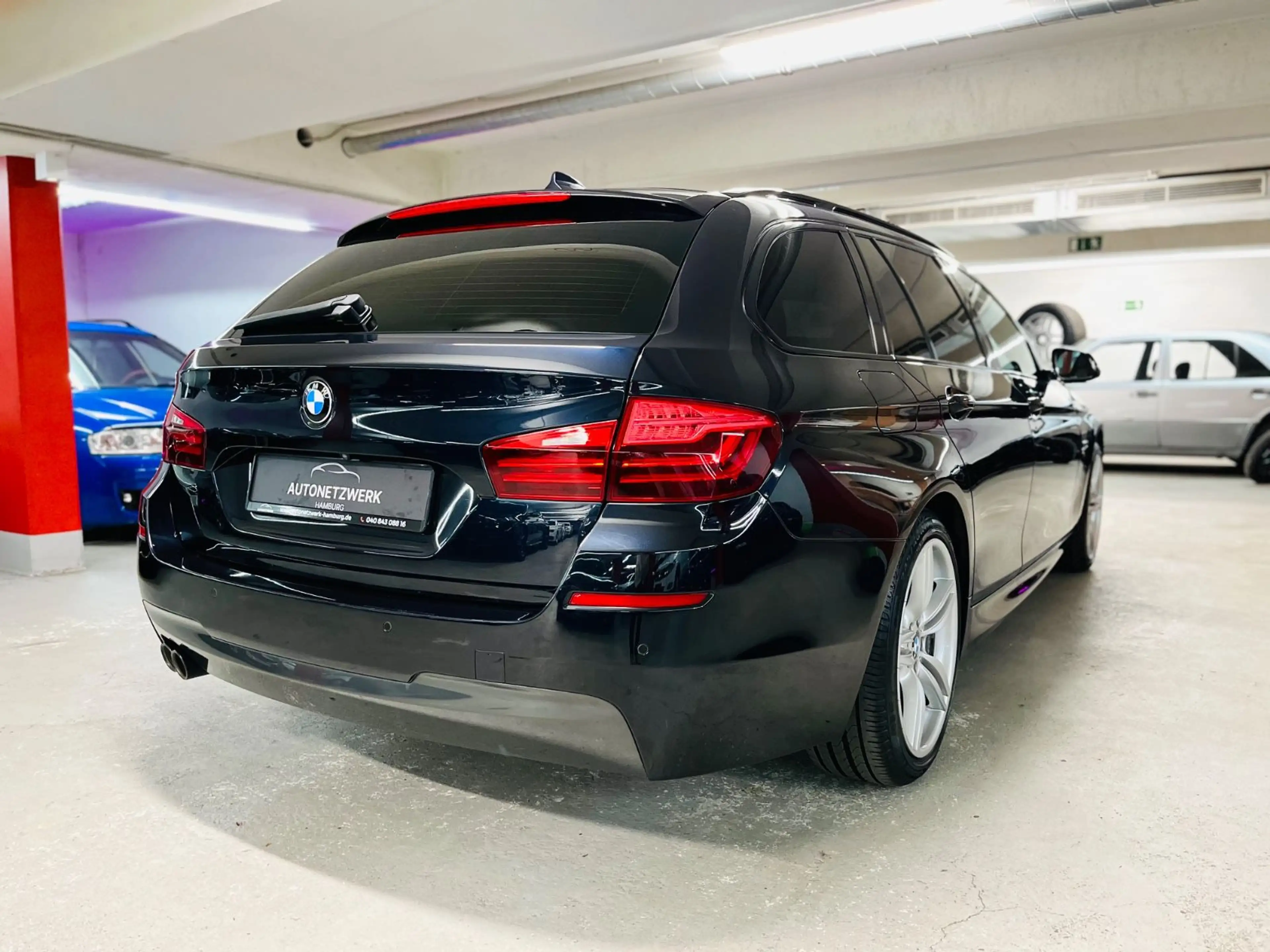 BMW 530 d Touring xDrive M-Paket Panorama|Kamera|HUD — photo 9