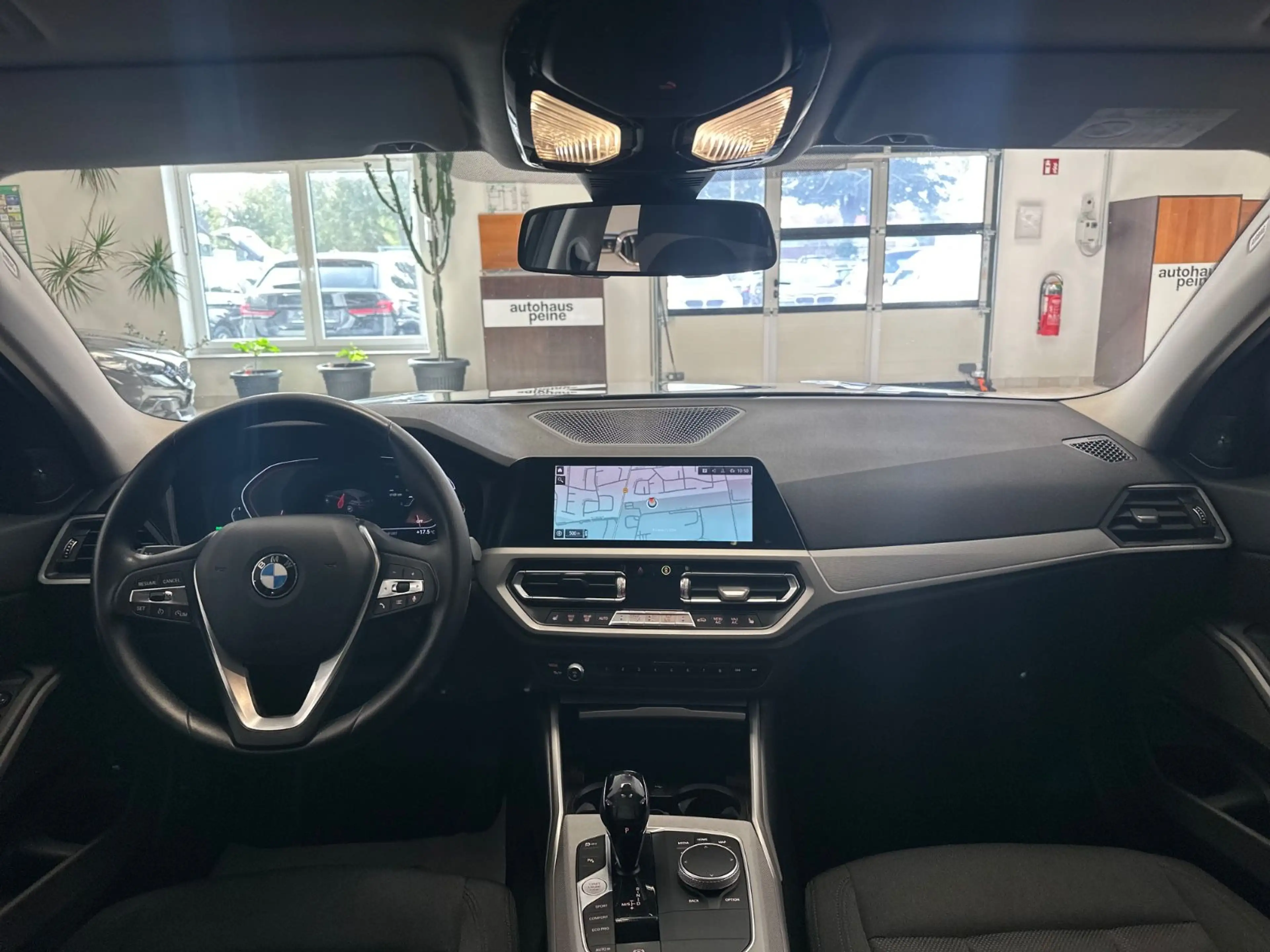 BMW 320 d Aut/Navi/Sitzheizung/Tempomat/Harman&Kardon — photo 3