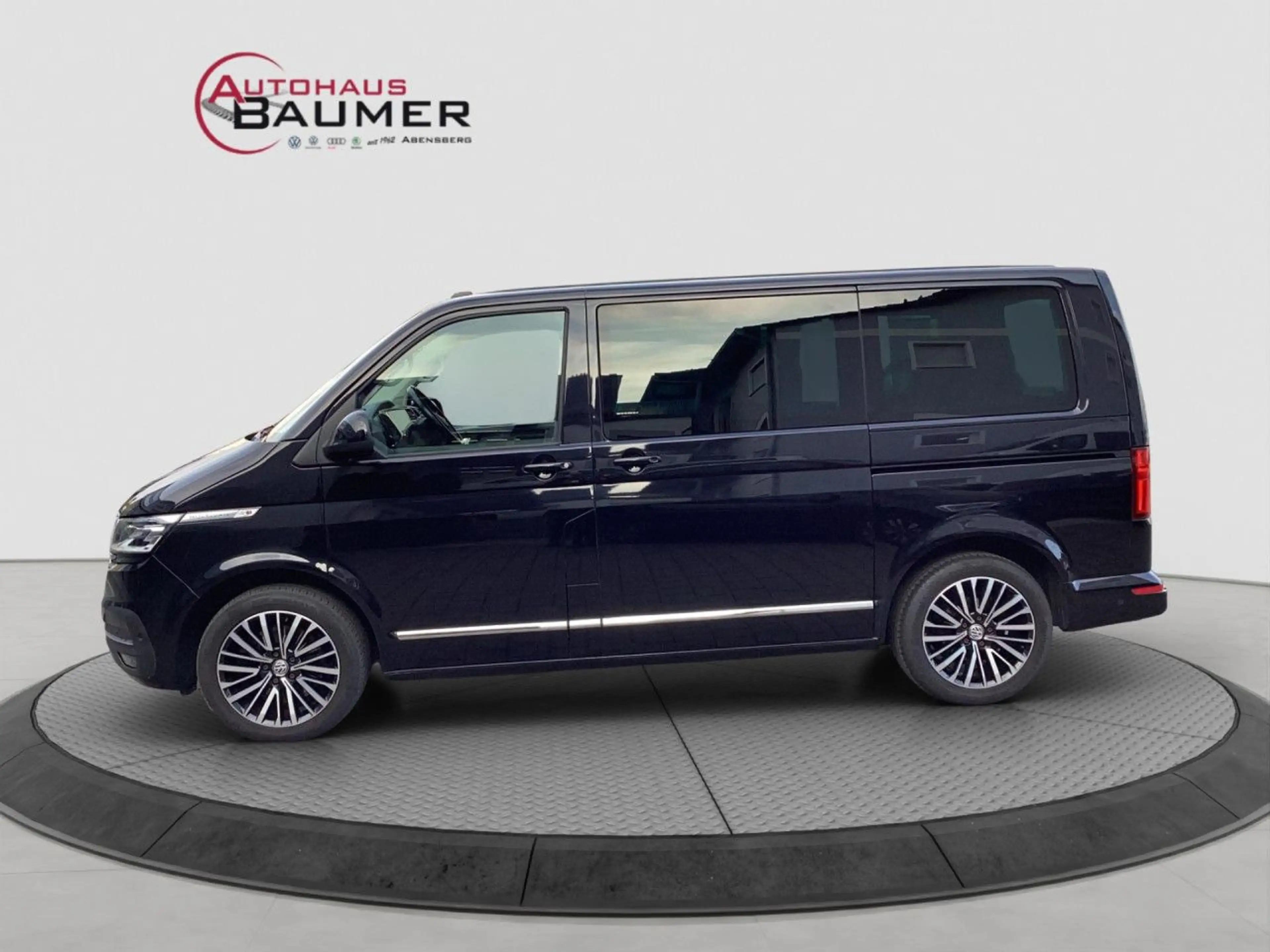 Volkswagen T6.1 Multivan Generation SIX 2.0 TDI DSG 7-Sitze — photo 6