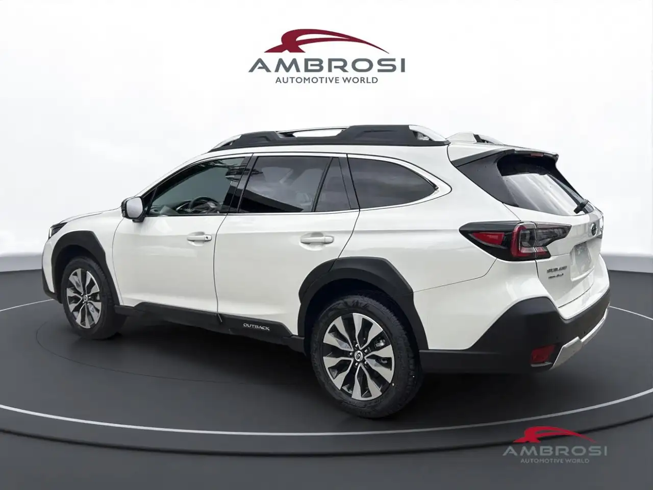 Subaru OUTBACK 2026