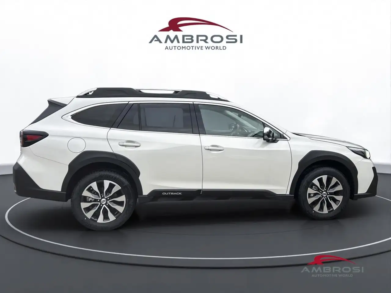 Subaru OUTBACK 2026