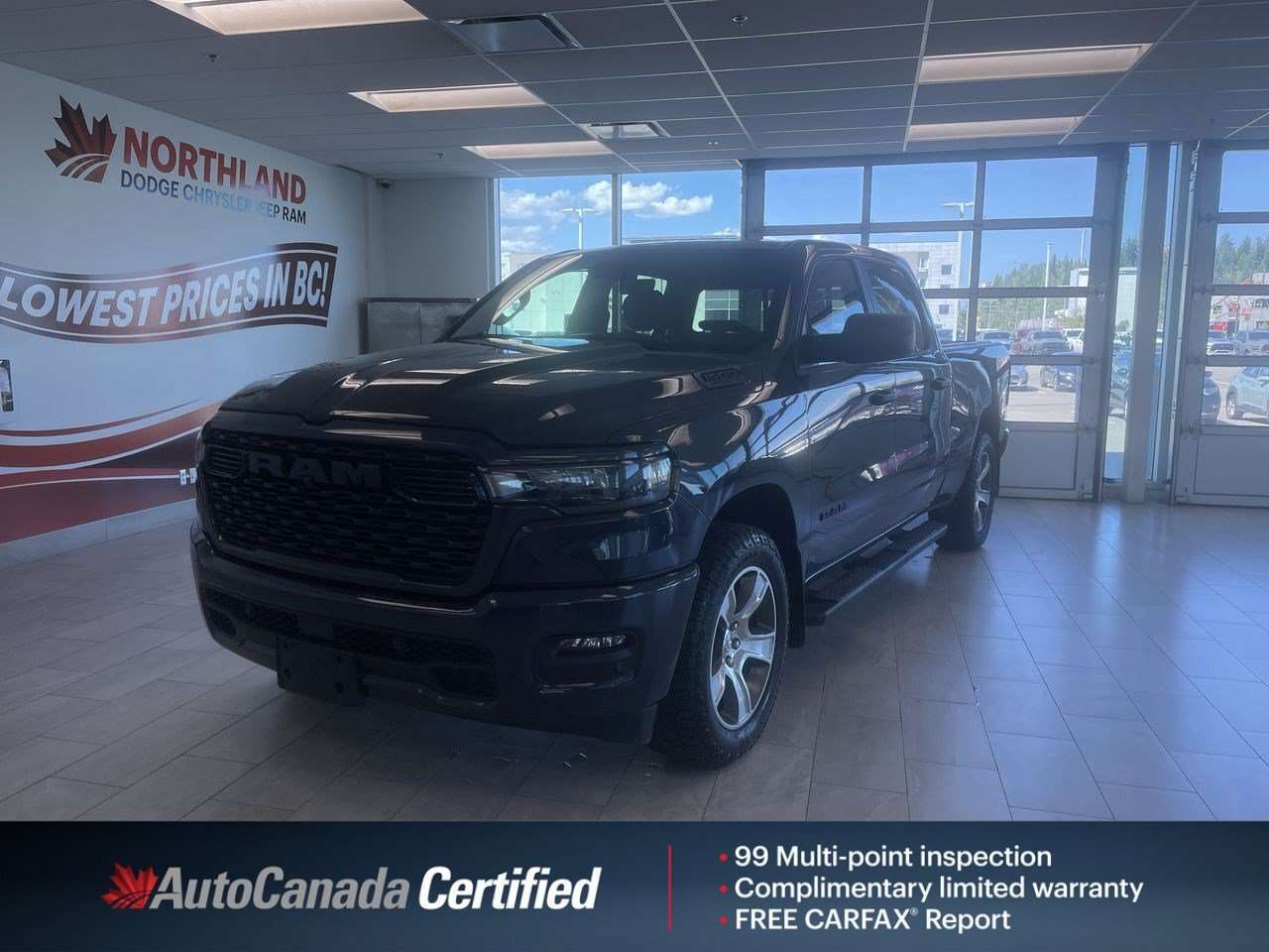 2026 RAM 1500 Express | 4WD | No Accidents | Apple CarPlay | Rem