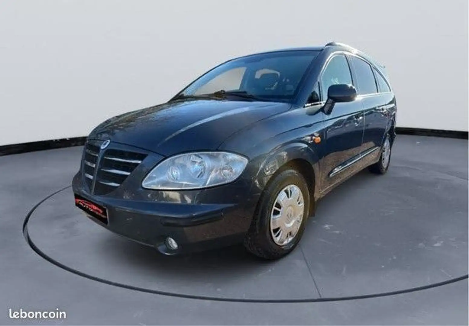 SsangYong Rodius 270 XDi BVM 2WD - 1