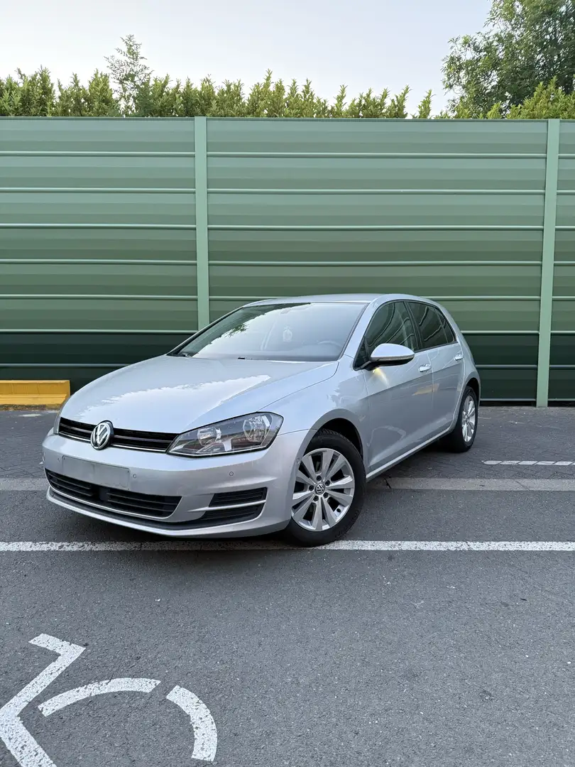 Volkswagen Golf 1.2 TSI Highline DSG - 2