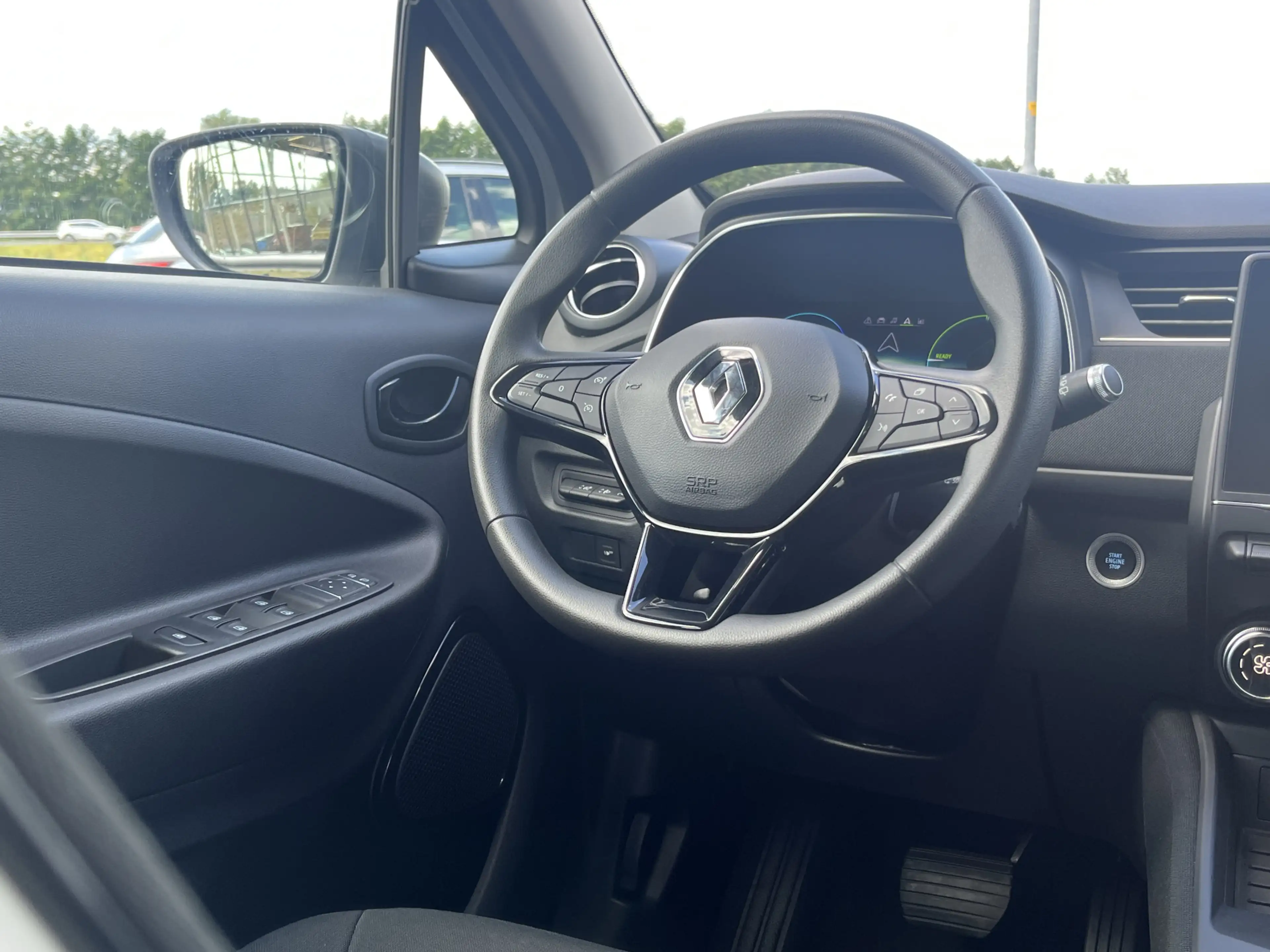 Renault ZOE R110 Life 52 kWh / Koopbatterij / Parkeerhulp. Ach — photo 15