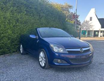 Cabrio 1.6 16V Linea Rossa