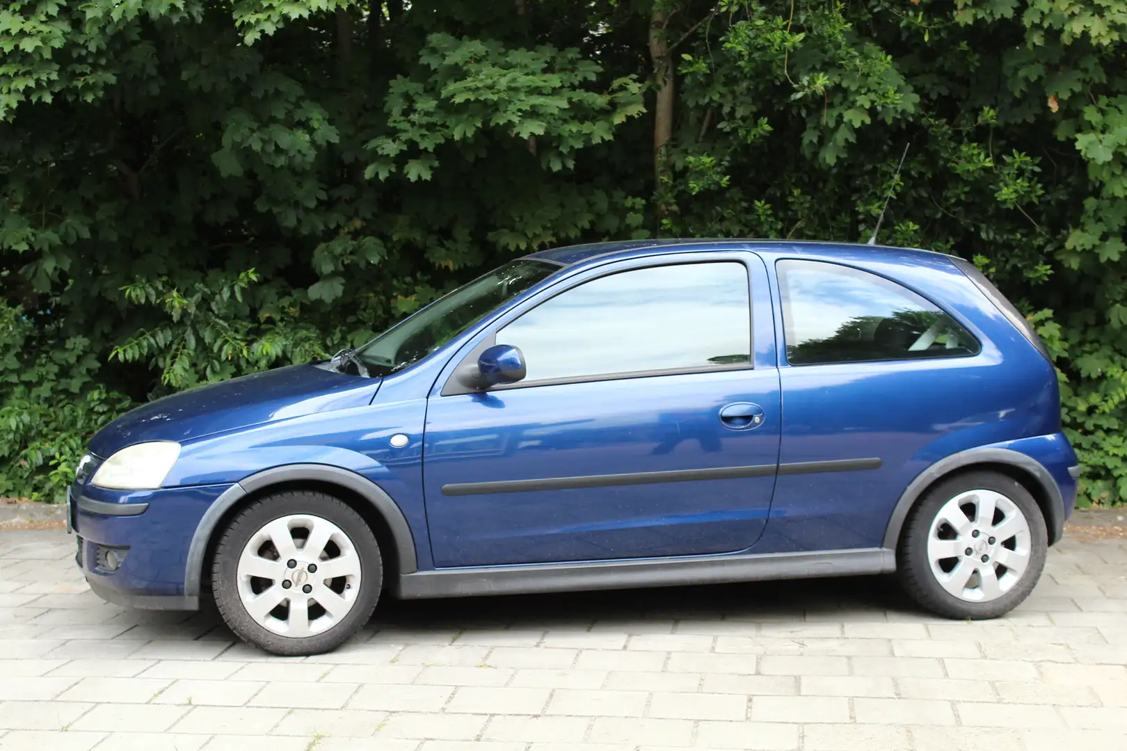 Opel Corsa 1.2-16V Sport cv trekhaak APK bijna nieuw Bleu - 1