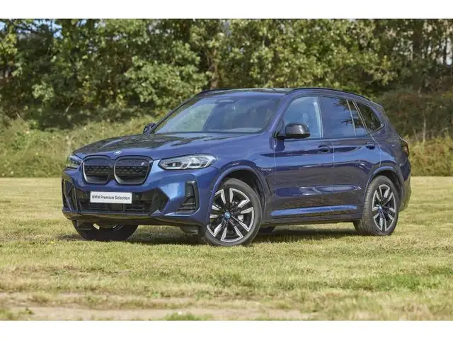 BMW iX3 iX3