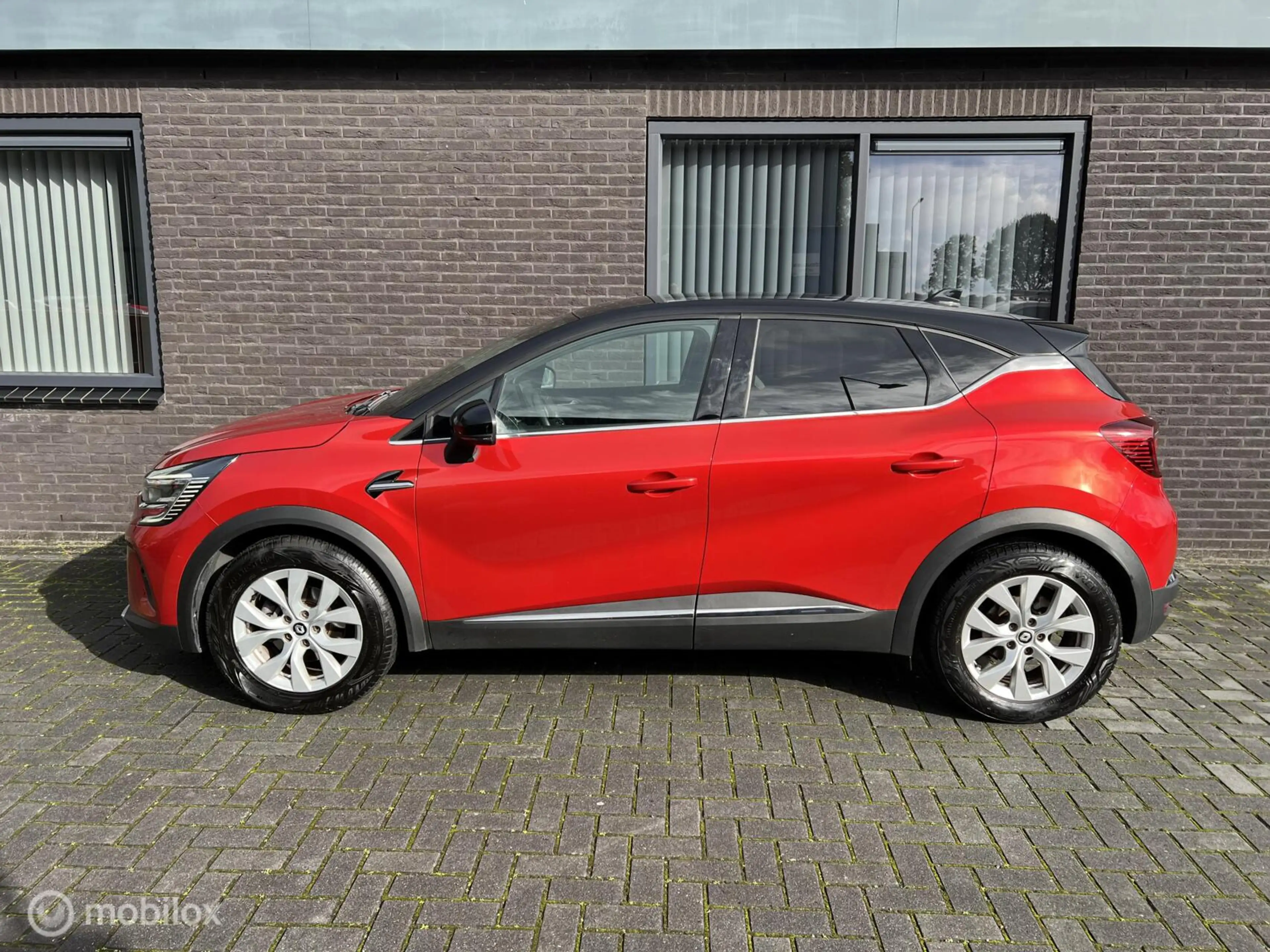Renault Captur 1.6 E-Tech Hybrid 145 Intens|Automaat| — photo 3